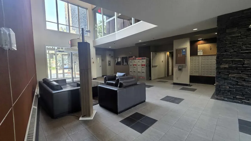 2727 28 Avenue SE Calgary AB T2B 0L4