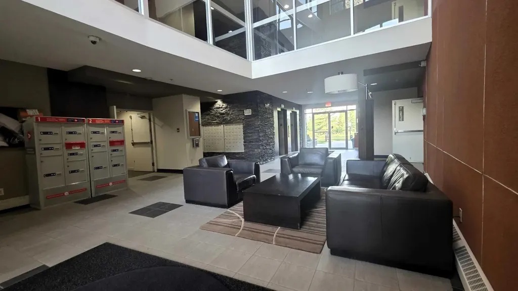 2727 28 Avenue SE Calgary AB T2B 0L4
