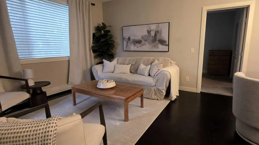 2727 28 Avenue Calgary AB T2B 0L4
