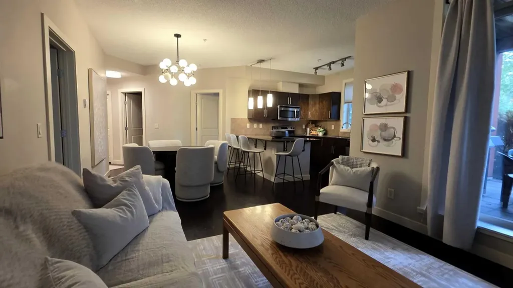 2727 28 Avenue Calgary AB T2B 0L4