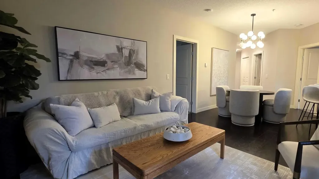 2727 28 Avenue SE Calgary AB T2B 0L4