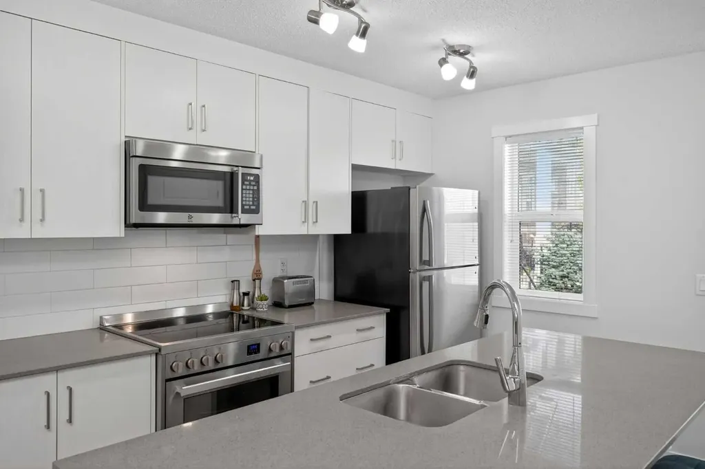 348 Cranbrook Square SE Calgary AB T3M3K8