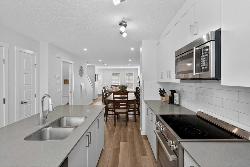 348 Cranbrook Square SE Calgary AB T3M3K8