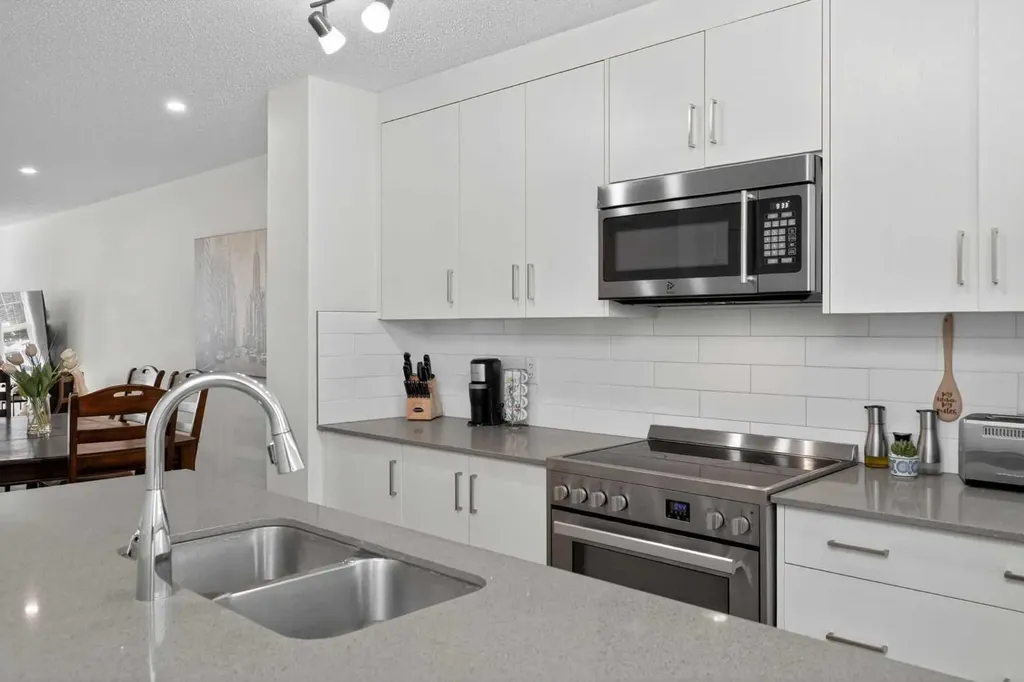 348 Cranbrook Square SE Calgary AB T3M3K8