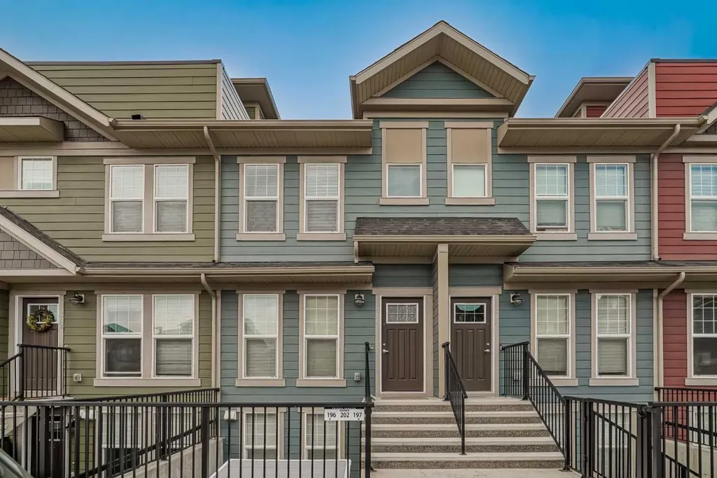 348 Cranbrook Square SE Calgary AB T3M3K8