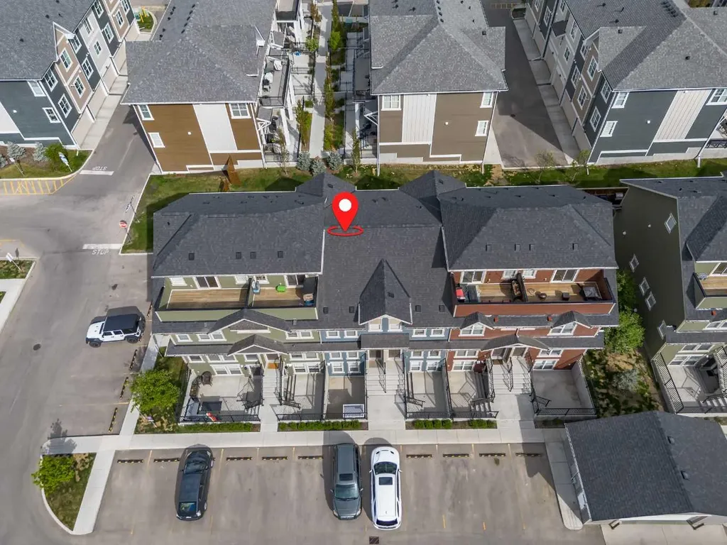 348 Cranbrook Square SE Calgary AB T3M3K8