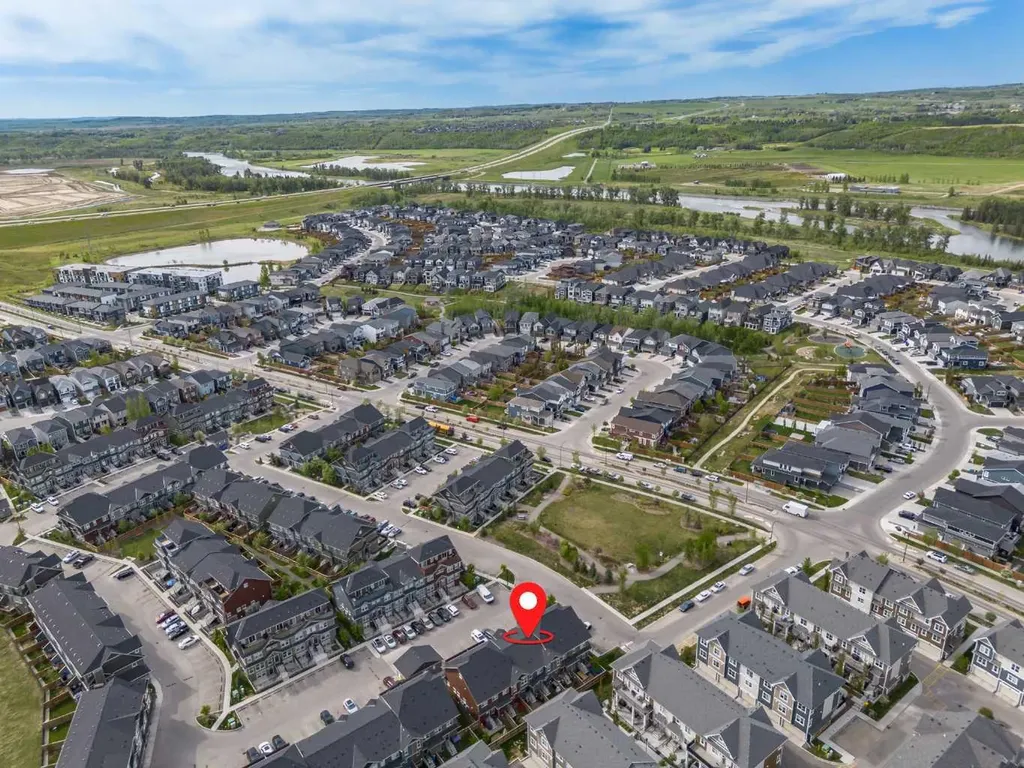 348 Cranbrook Square SE Calgary AB T3M3K8