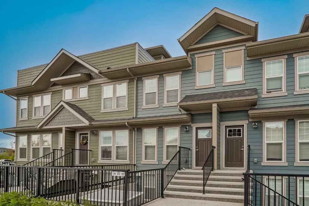 348 Cranbrook Square SE Calgary AB T3M3K8