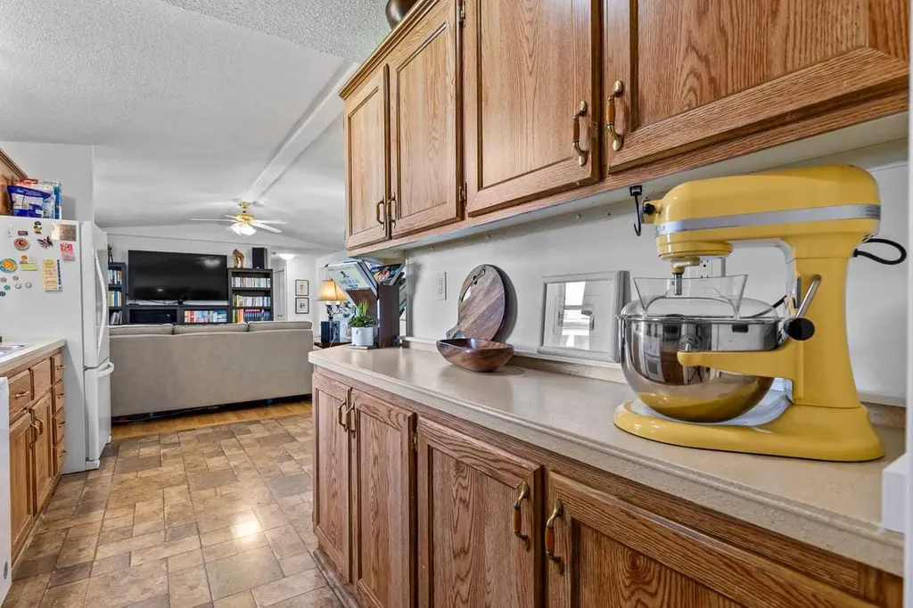 117 Sunset Way High River AB T1V1J4