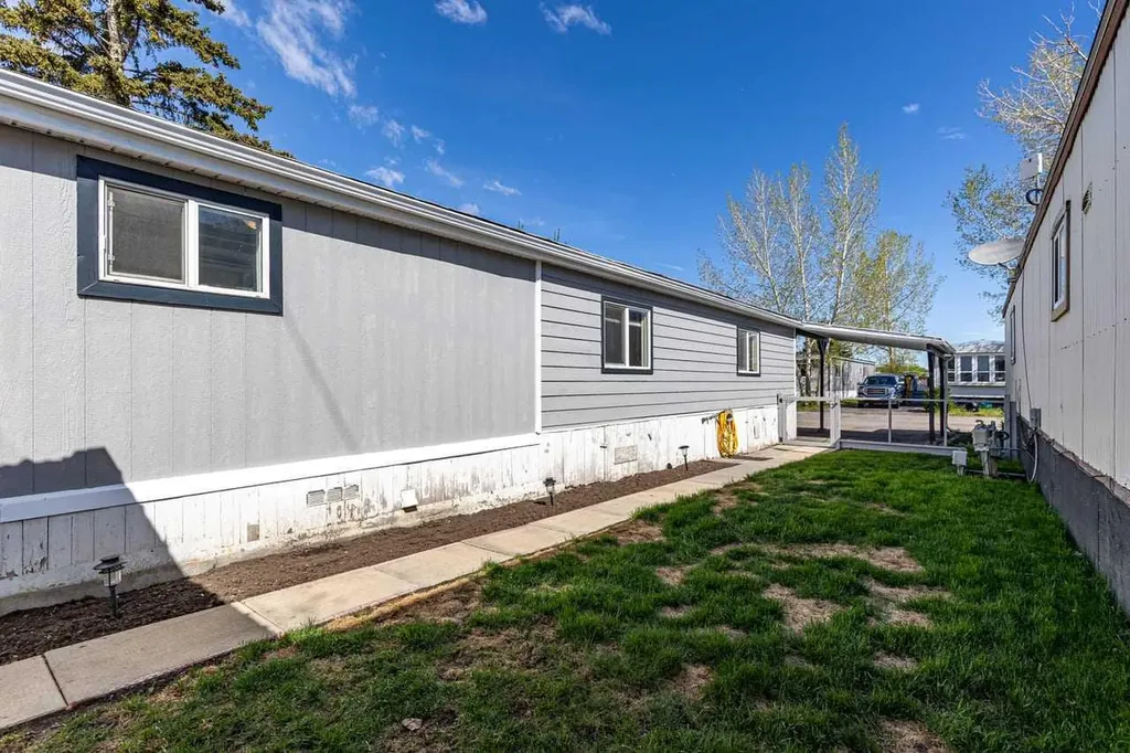 117 Sunset Way High River AB T1V1J4