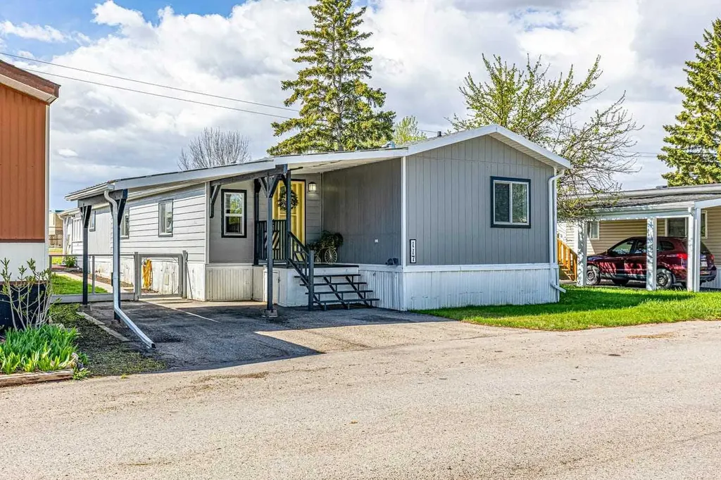 117 Sunset Way High River AB T1V1J4