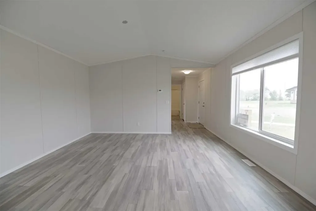 625 3 Avenue Hays AB T0K 1B0