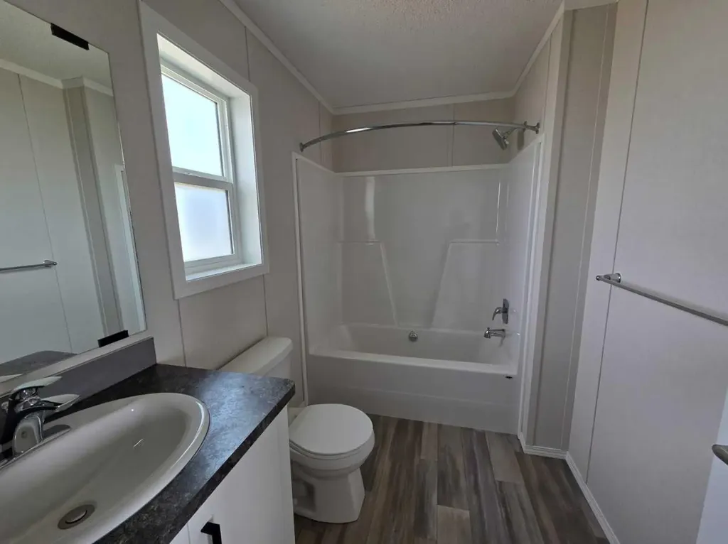 625 3 Avenue Hays AB T0K 1B0