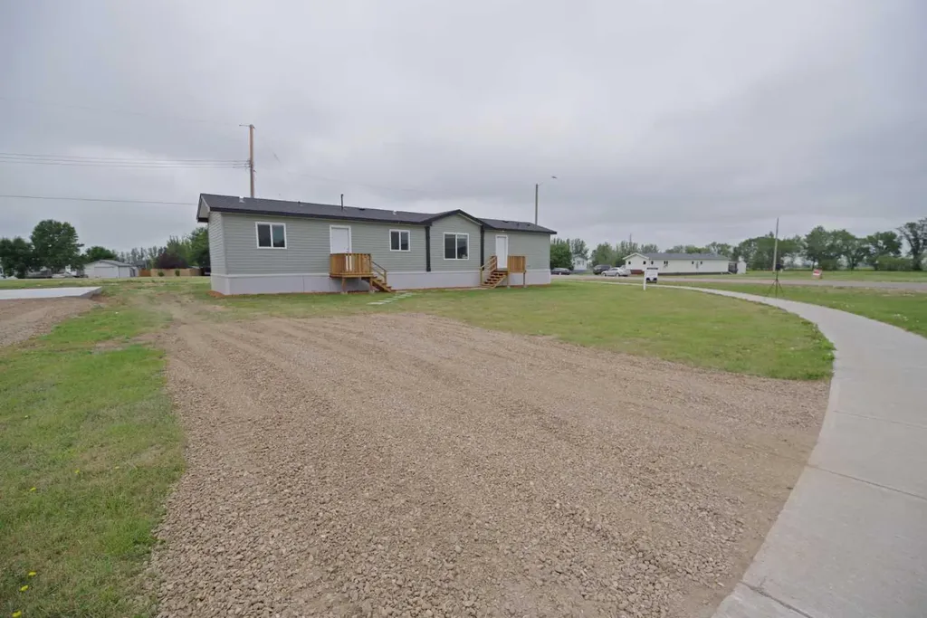 625 3 Avenue Hays AB T0K 1B0