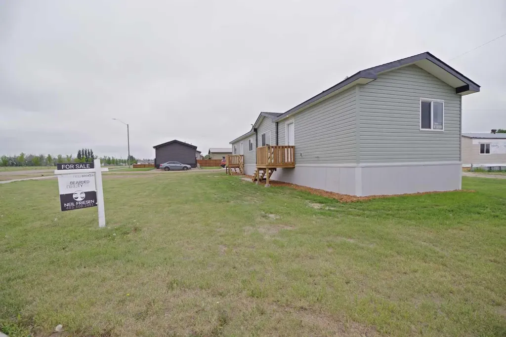 625 3 Avenue Hays AB T0K 1B0