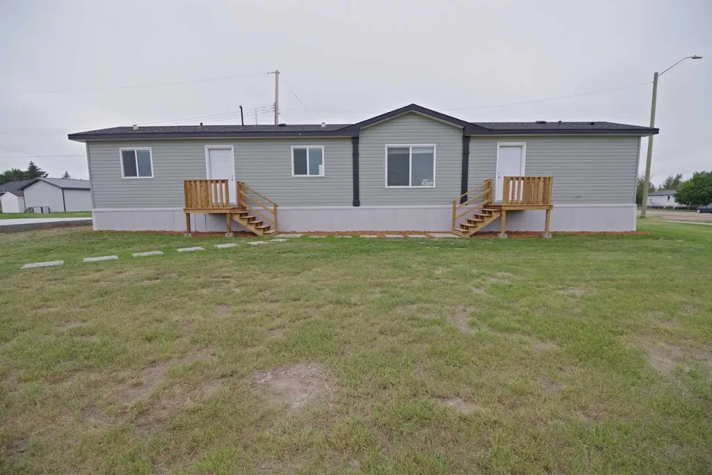 625 3 Avenue Hays AB T0K 1B0