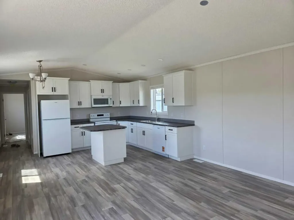 625 3 Avenue Hays AB T0K 1B0