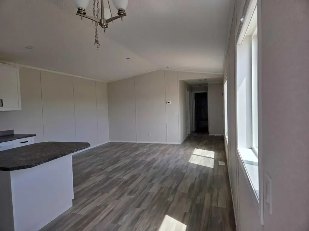 625 3 Avenue Hays AB T0K 1B0