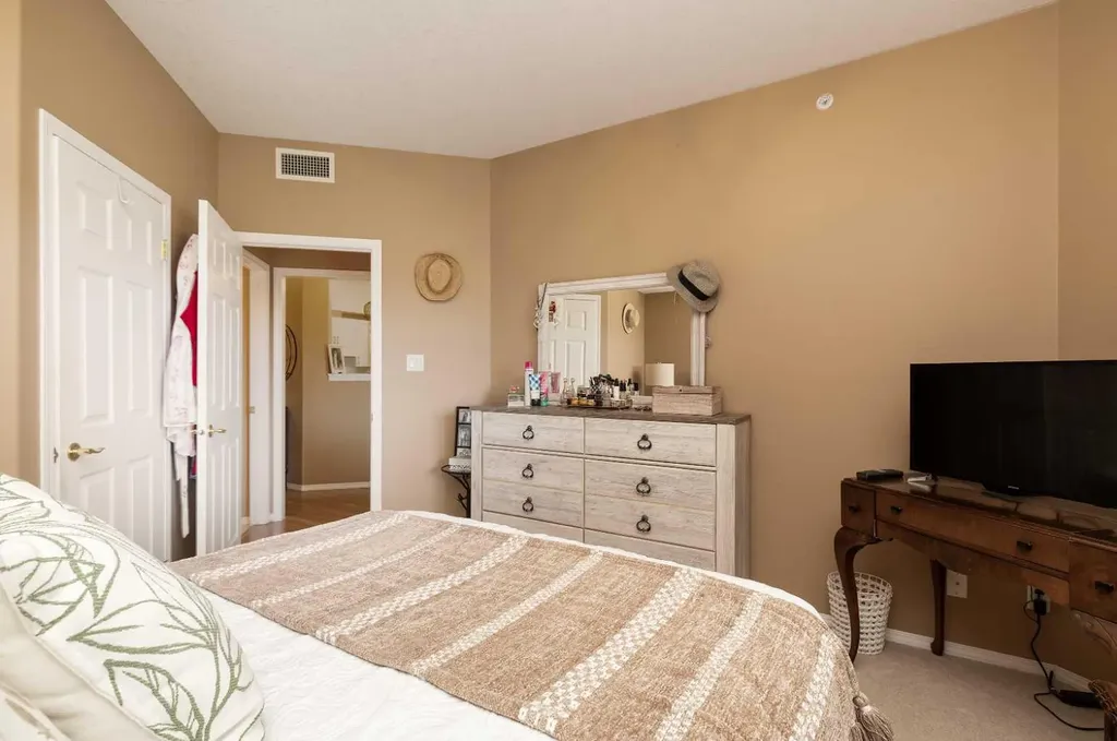 2020 32 Street S Lethbridge AB T1K 7T9