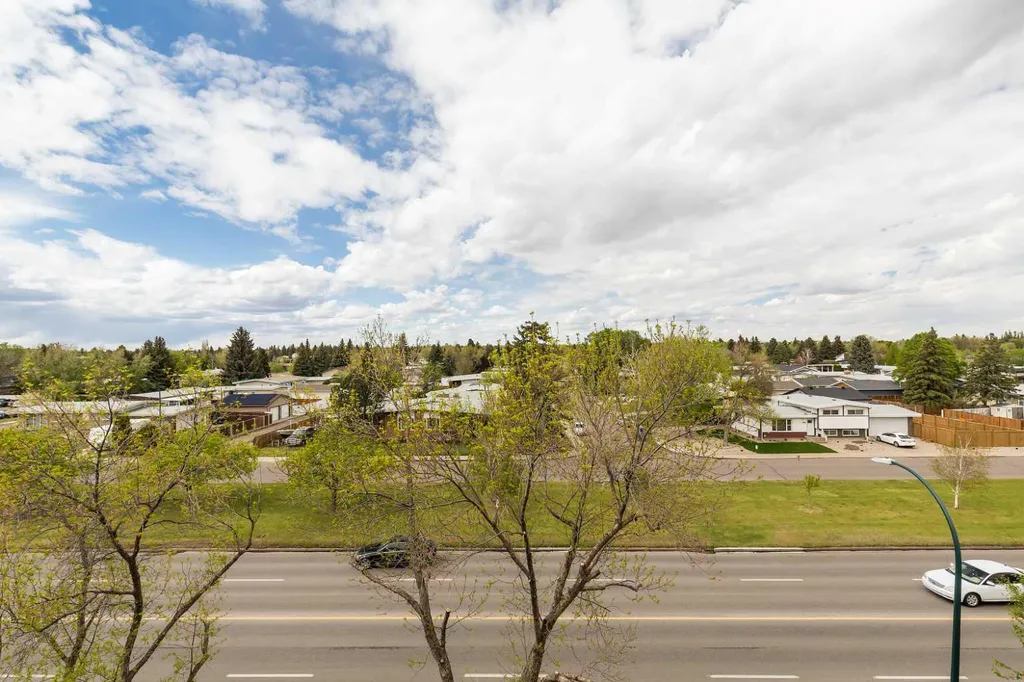 2020 32 Street S Lethbridge AB T1K 7T9