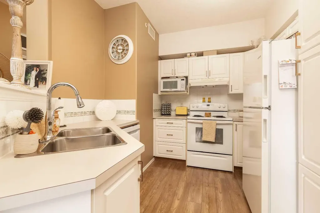 2020 32 Street S Lethbridge AB T1K 7T9