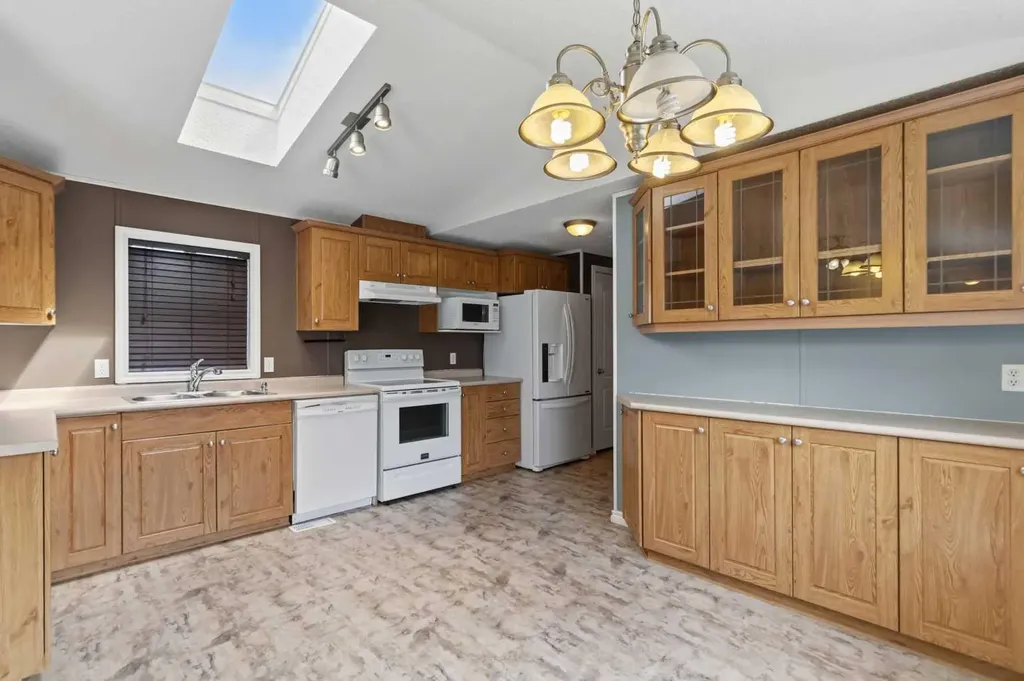 192 Mitchell Drive Fort Mcmurray AB T9K 2P1
