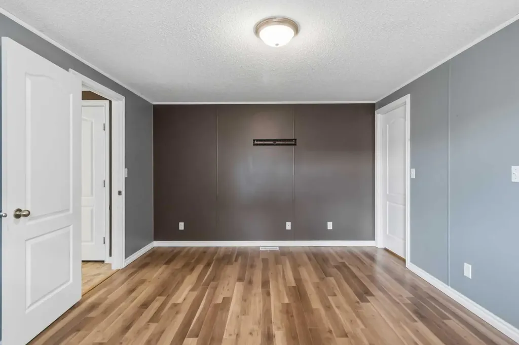 192 Mitchell Drive Fort Mcmurray AB T9K 2P1