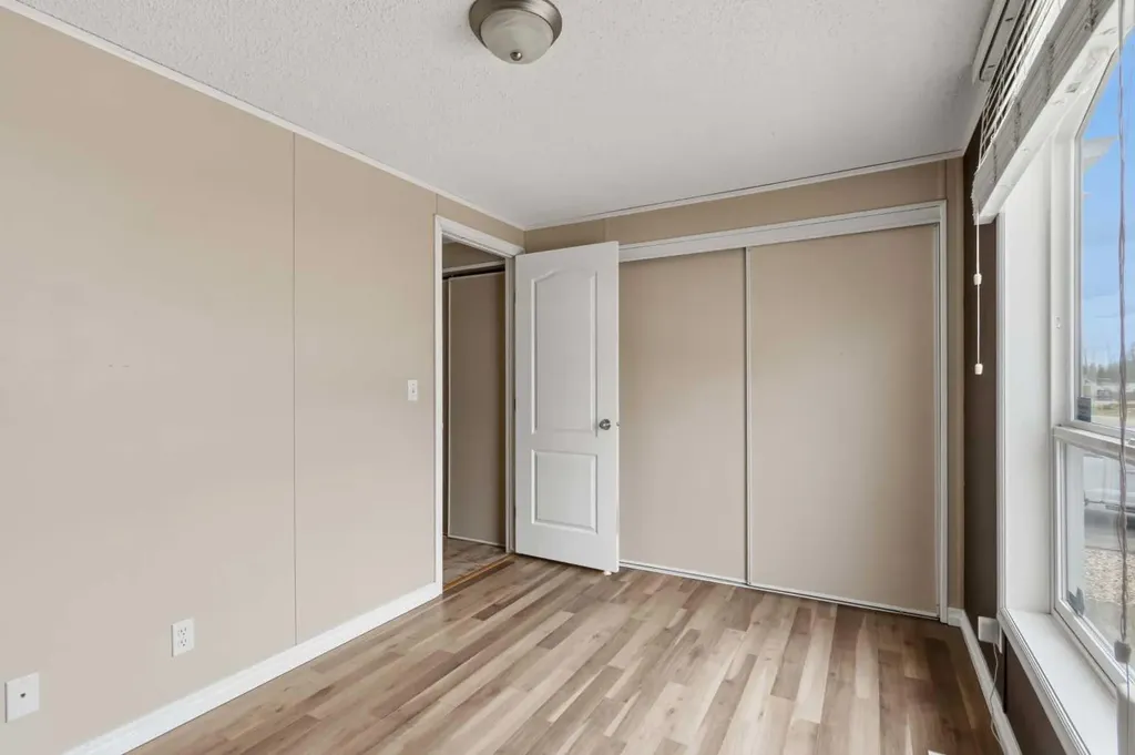192 Mitchell Drive Fort Mcmurray AB T9K 2P1