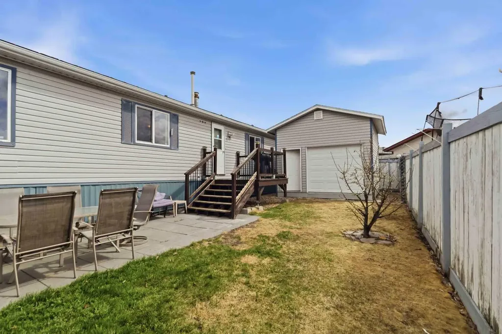 192 Mitchell Drive Fort Mcmurray AB T9K 2P1
