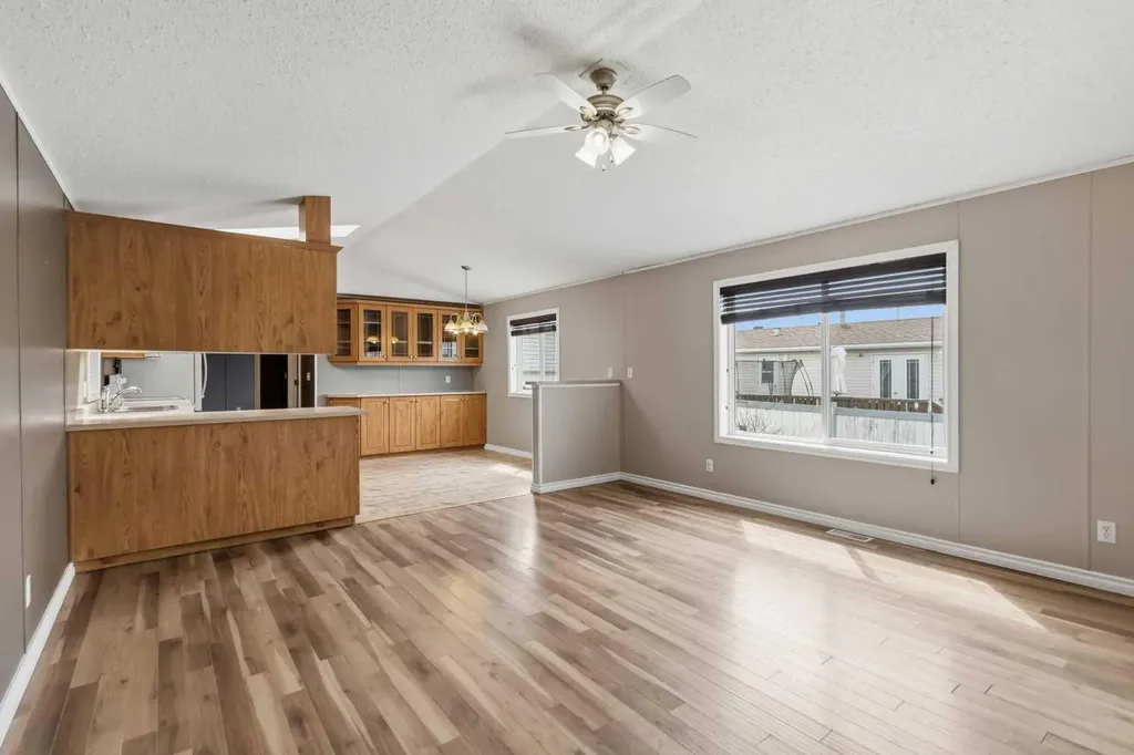 192 Mitchell Drive Fort Mcmurray AB T9K 2P1