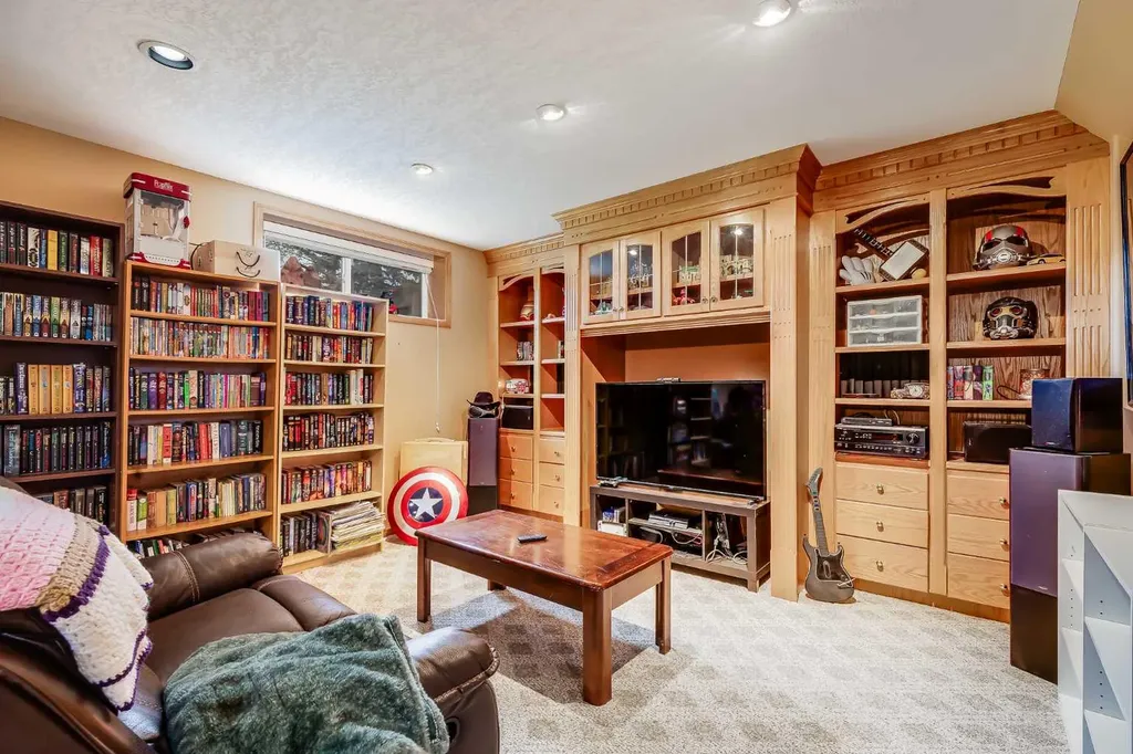 19 Madison Court Strathmore AB T1P 1M5