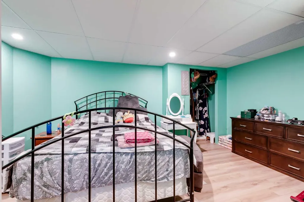 19 Madison Court Strathmore AB T1P 1M5