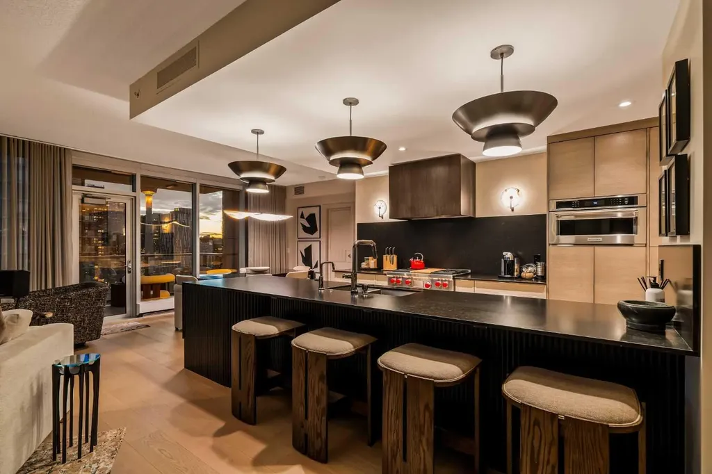 433 11 Avenue SE Calgary AB T2G 0C7