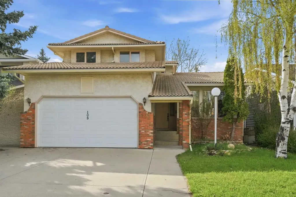 108 Santana Court NW Calgary AB T3K 3B1