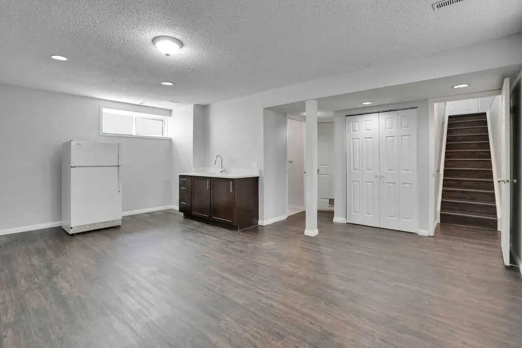 42 Harvest Rose Circle NE Calgary AB T3K 4M5