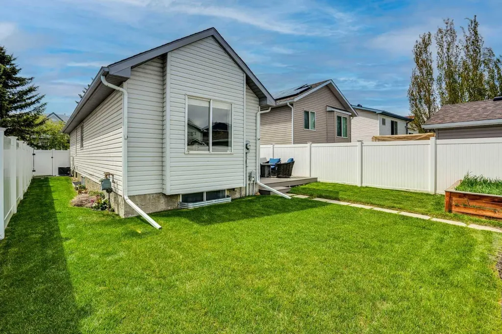 42 Harvest Rose Circle NE Calgary AB T3K 4M5
