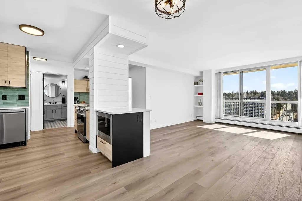 1107 15 Avenue SW Calgary AB T2R0S8