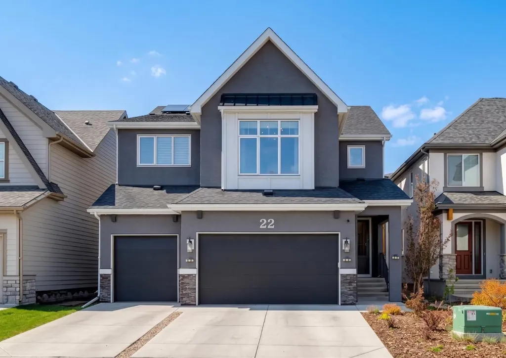 22 Mahogany Cove SE Calgary AB T3M 2S5