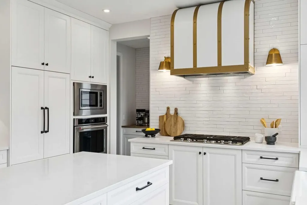 22 Mahogany Cove SE Calgary AB T3M 2S5
