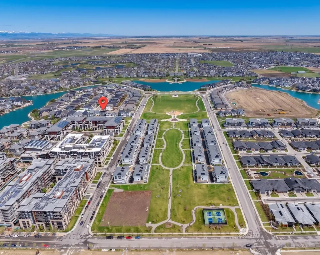 22 Mahogany Cove SE Calgary AB T3M 2S5