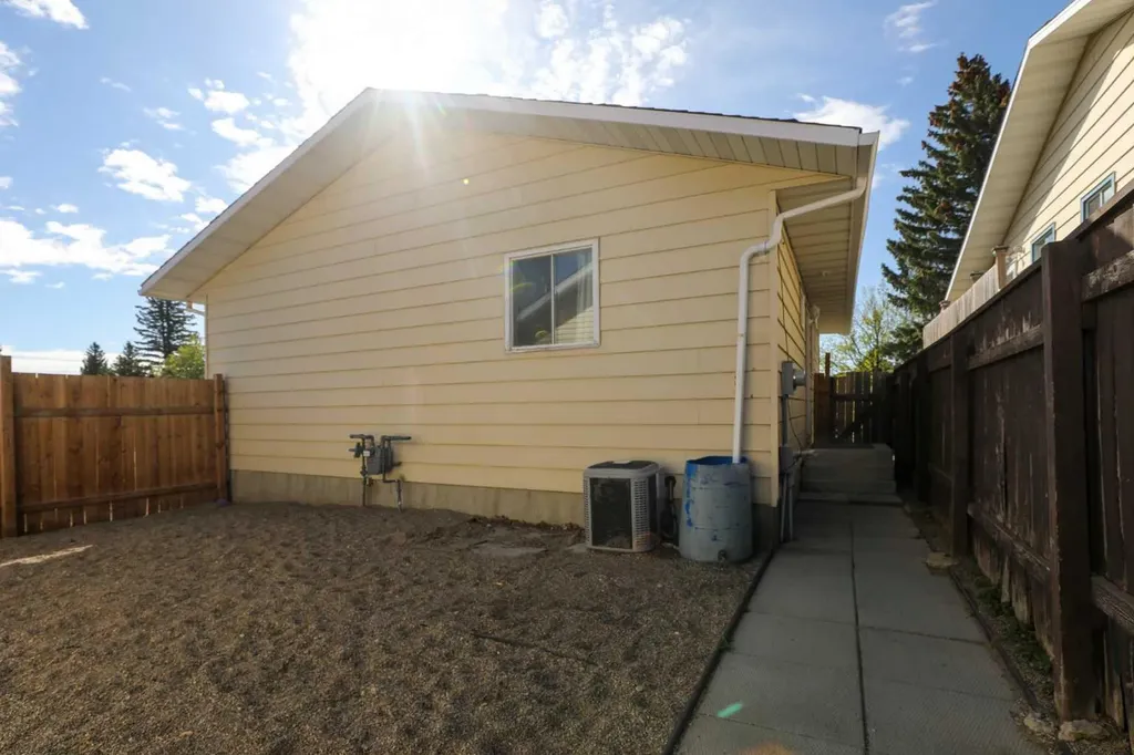 101 Temple Boulevard W Lethbridge AB T1K 5K1