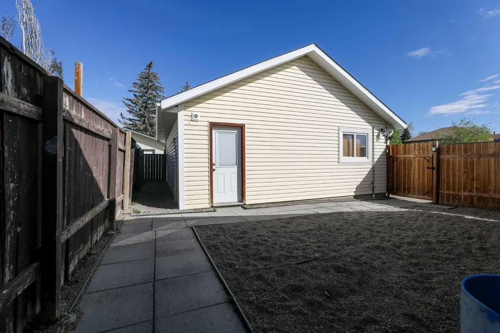 101 Temple Boulevard W Lethbridge AB T1K 5K1