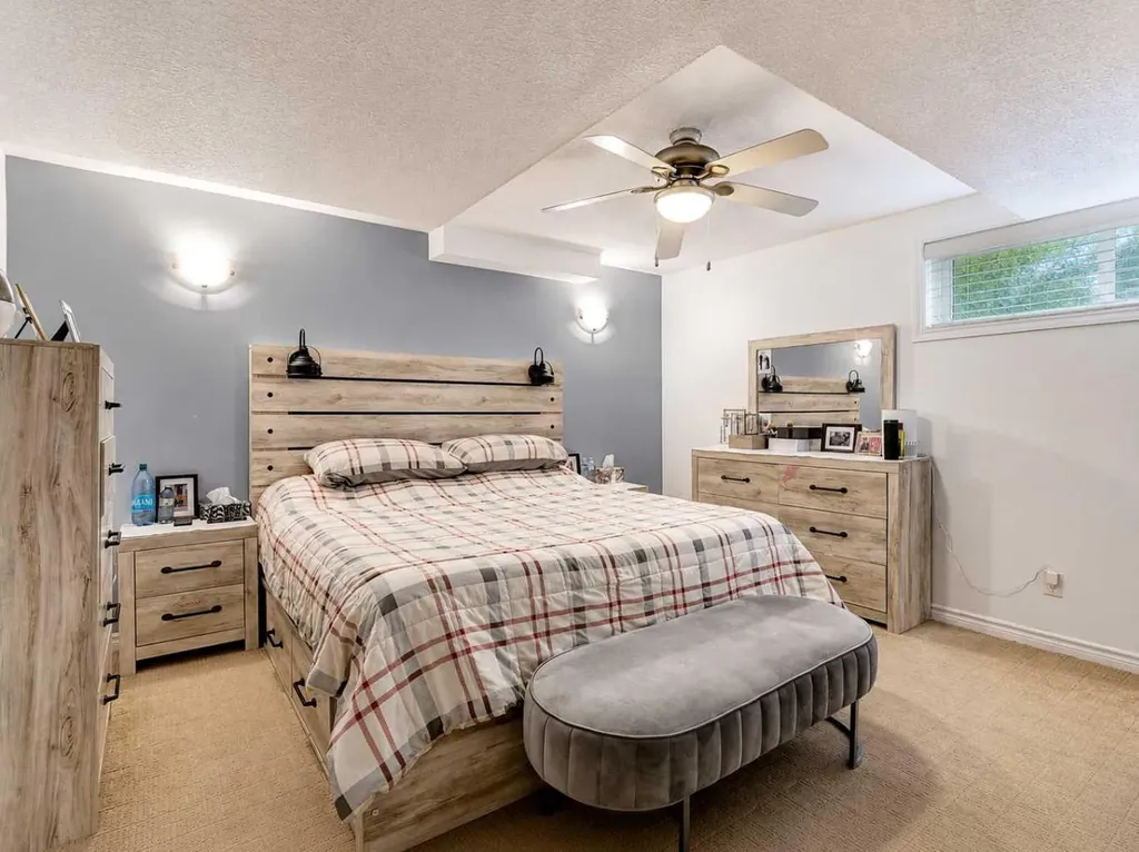 12605 Lakeshore Drive Grande Prairie AB T8X 8C6