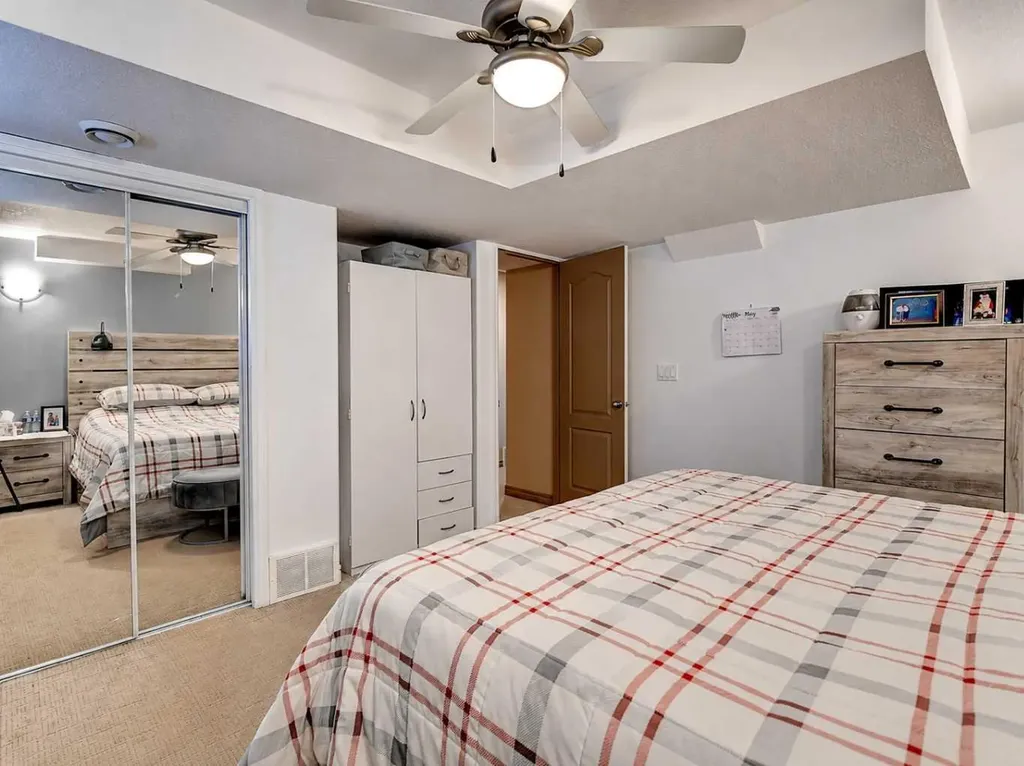 12605 Lakeshore Drive Grande Prairie AB T8X 8C6