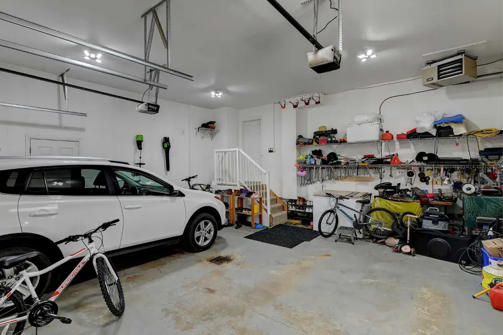 12605 Lakeshore Drive Grande Prairie AB T8X 8C6