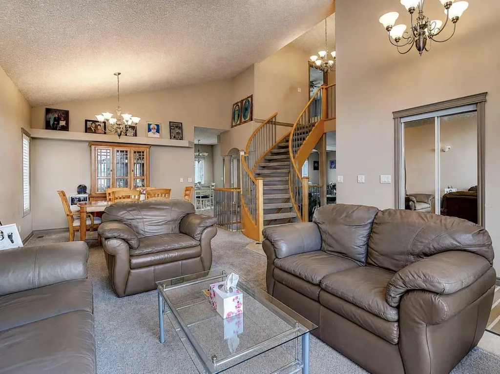 12605 Lakeshore Drive Grande Prairie AB T8X 8C6