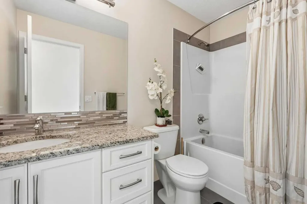 4 Panton Road NW Calgary AB T3K 0X7