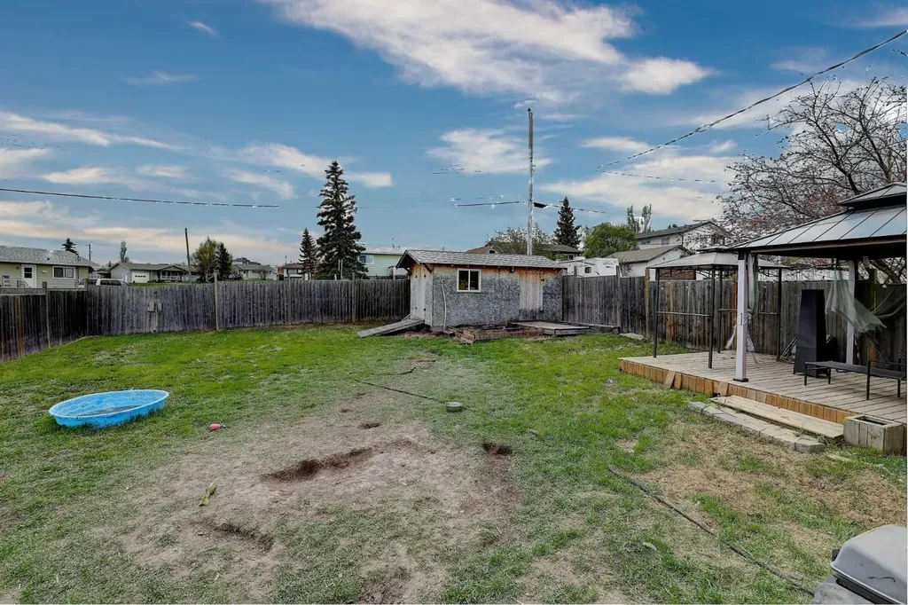 5323 Sunset Drive Spirit River AB T0H3G0