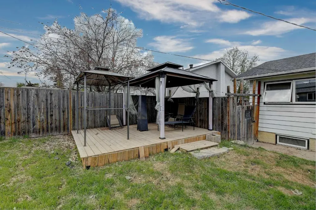 5323 Sunset Drive Spirit River AB T0H3G0