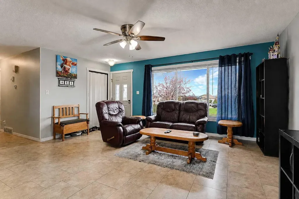 5323 Sunset Drive Spirit River AB T0H3G0